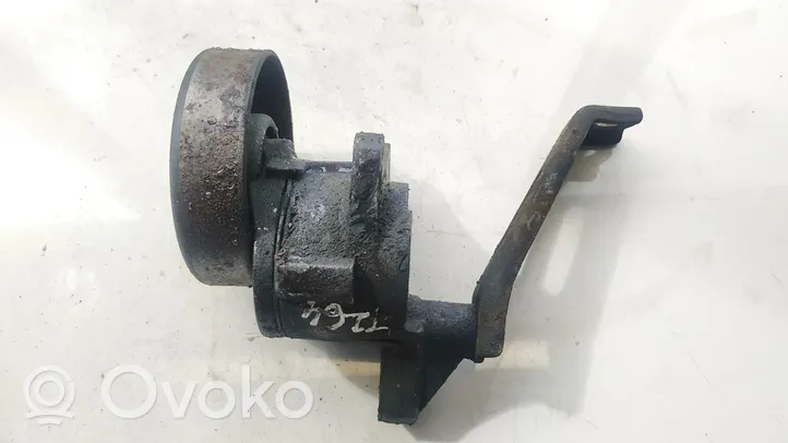 Toyota Avensis Verso Napinacz paska alternatora 