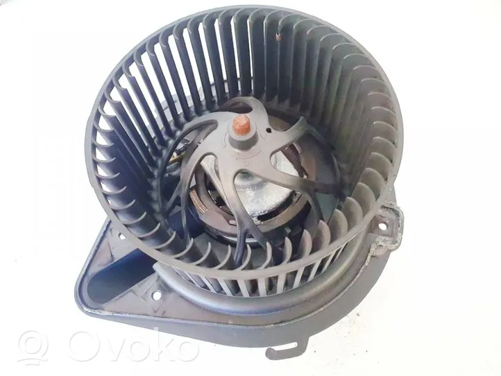 Skoda Superb B5 (3U) Ventola riscaldamento/ventilatore abitacolo 8d2820021