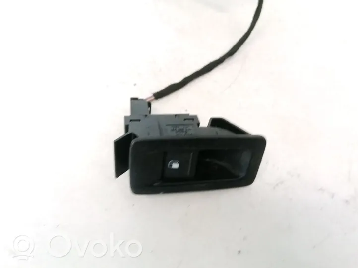 Volkswagen Touran I Fuel tank opening switch 1f0959527