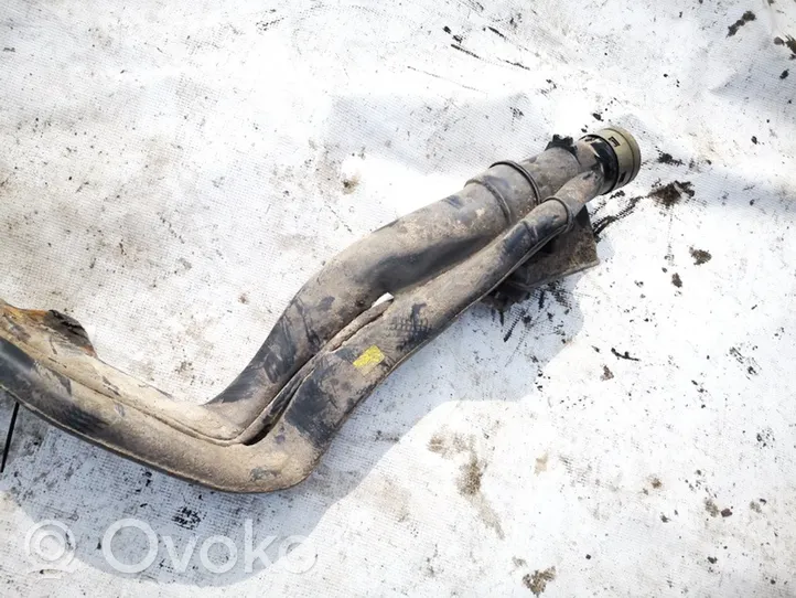 Opel Vectra B Fuel tank filler neck pipe 90528255