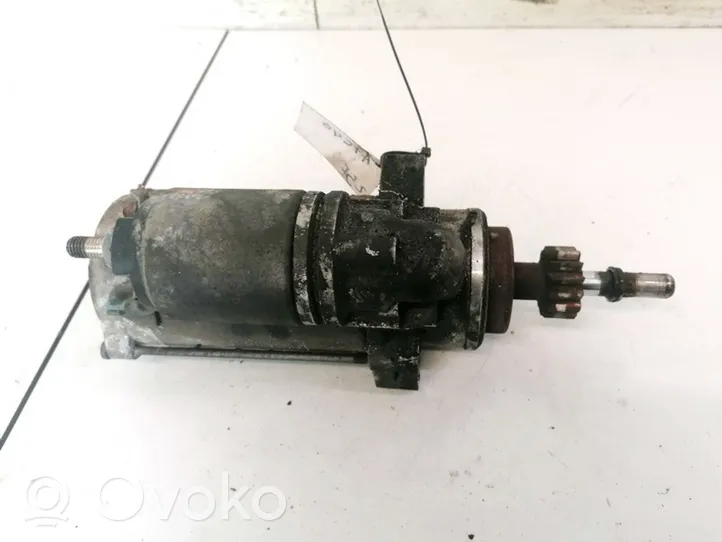 Volkswagen Phaeton Starter motor 