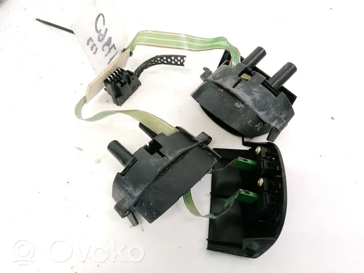 Fiat Ulysse Steering wheel buttons/switches 5501847AA