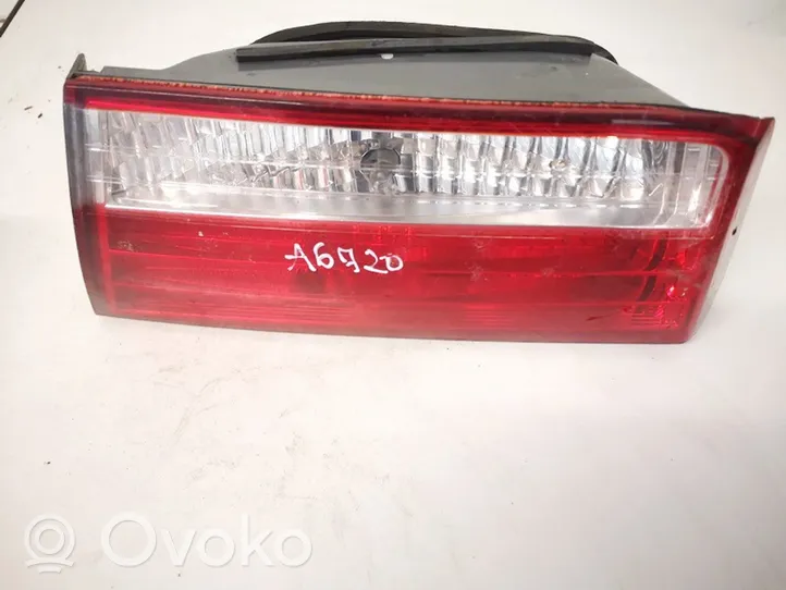 Hyundai Sonata Tailgate rear/tail lights 