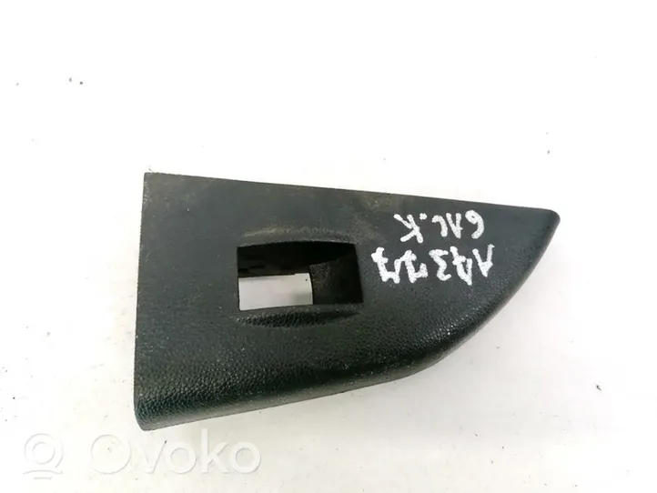 Skoda Fabia Mk1 (6Y) Ramka przycisków otwierania szyby drzwi przednich 6Y0867393A