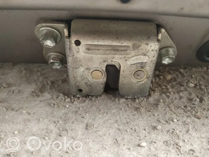 Toyota Yaris Serrure de loquet coffre 