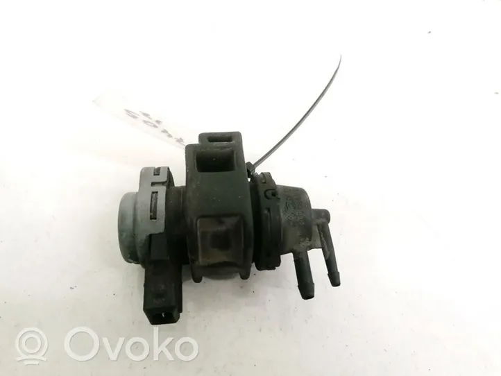 Renault Megane II Turbo solenoid valve 8200575400