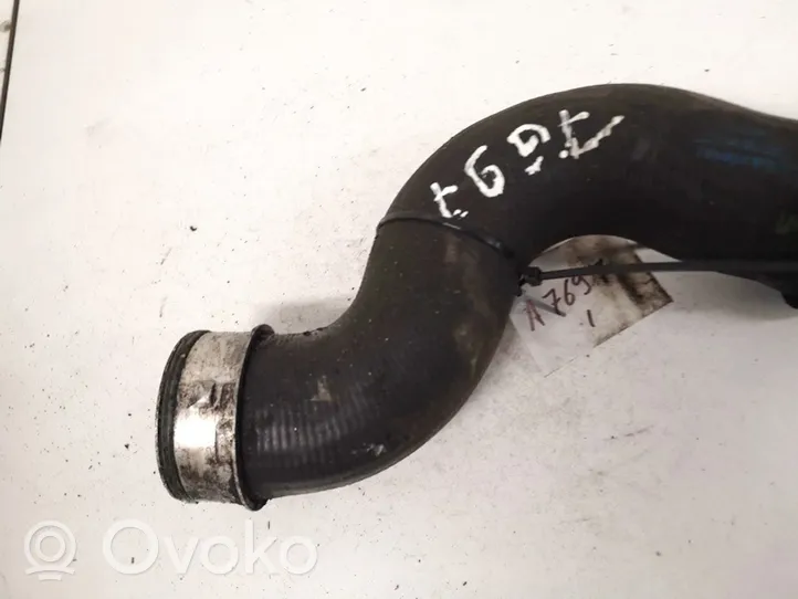 Volkswagen Jetta V Tube d'admission de tuyau de refroidisseur intermédiaire 1k0145832e