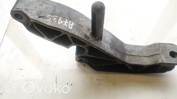 Opel Zafira B Engine mounting bracket 24459826