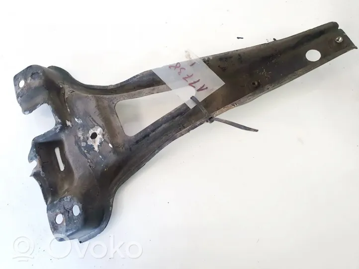 Volkswagen Golf IV Pannello di supporto del radiatore 805569b