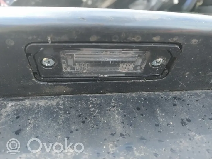 Volkswagen Polo Lampa oświetlenia tylnej tablicy rejestracyjnej 