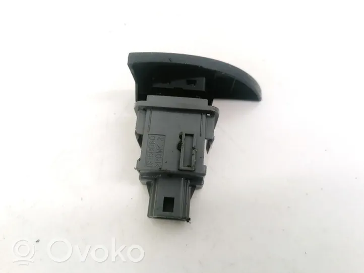 Toyota Verso-S Hazard light switch 