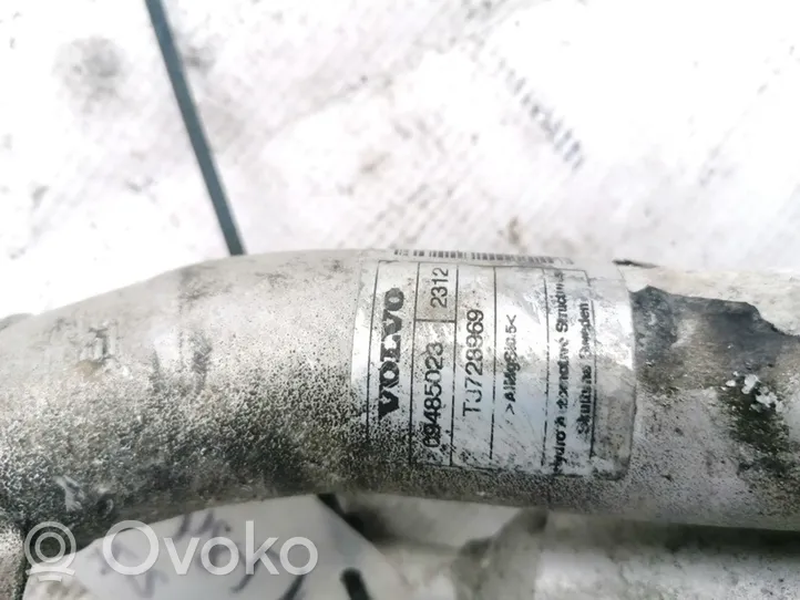 Volvo S60 Tubo e bocchettone per riempimento serbatoio del carburante 09485023