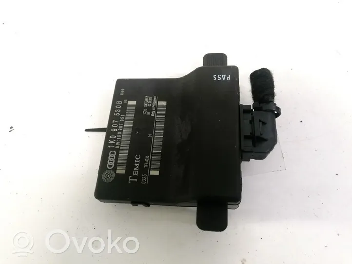 Audi A3 S3 8P Oven ohjainlaite/moduuli 1K0907530B