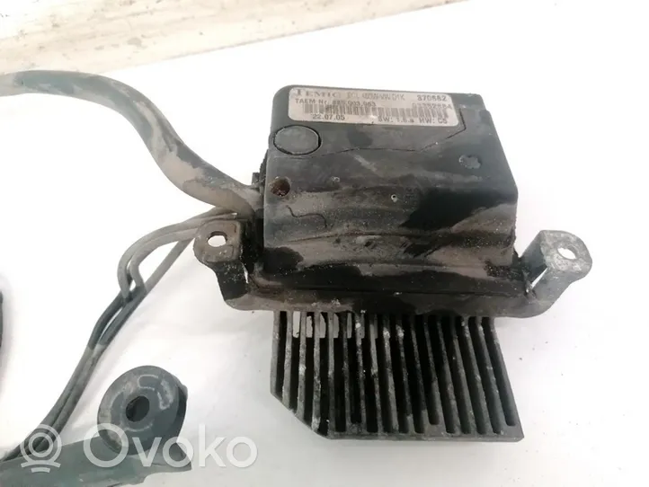 Volkswagen Phaeton Coolant fan relay 885003963