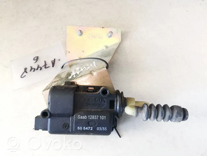 Saab 9-3 Ver2 Motor de bloqueo de puertas 12837101