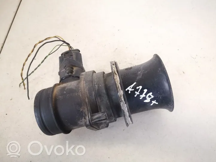 Volkswagen Touareg I Mass air flow meter 0280218060