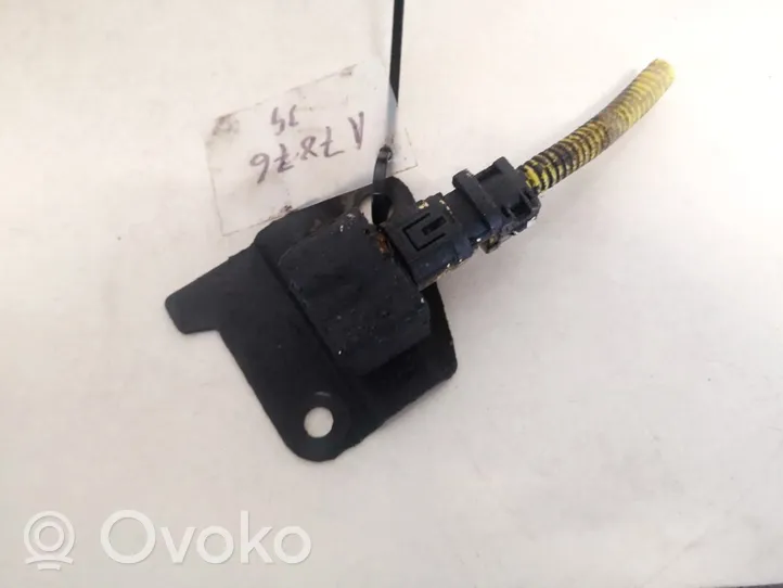 Subaru Legacy Airbag deployment crash/impact sensor 98231ae001