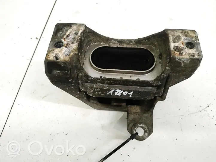 Opel Signum Supporto di montaggio del motore V04656