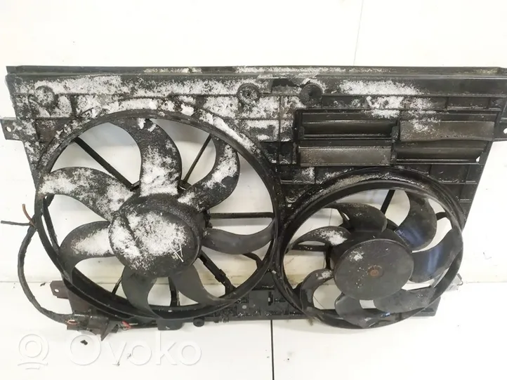 Volkswagen PASSAT B6 Radiator cooling fan shroud 1k0121207a