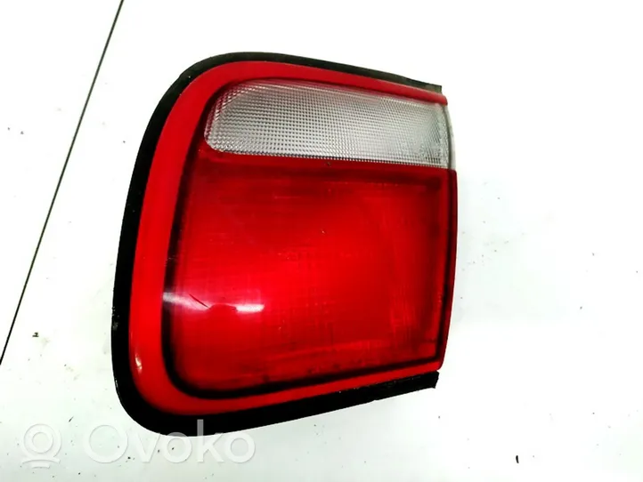 Mazda Xedos 9 Lampy tylnej klapy bagażnika 22661693