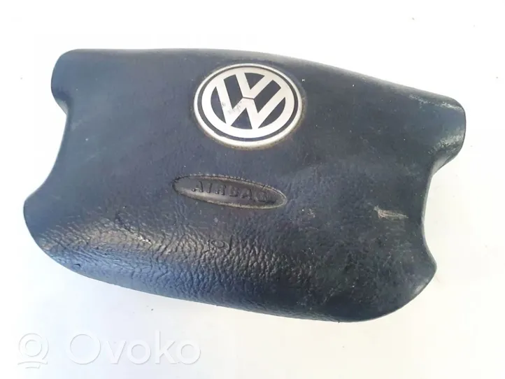 Volkswagen Bora Ohjauspyörän turvatyyny 3b0880201ae