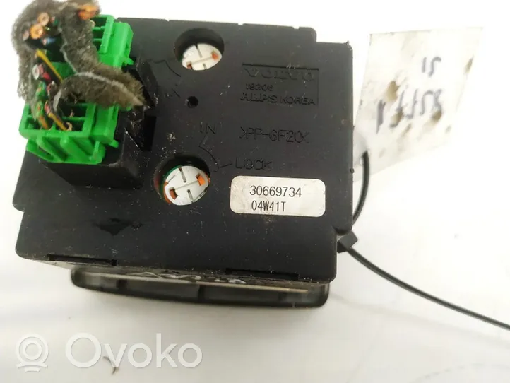 Volvo V50 Light switch 30669734