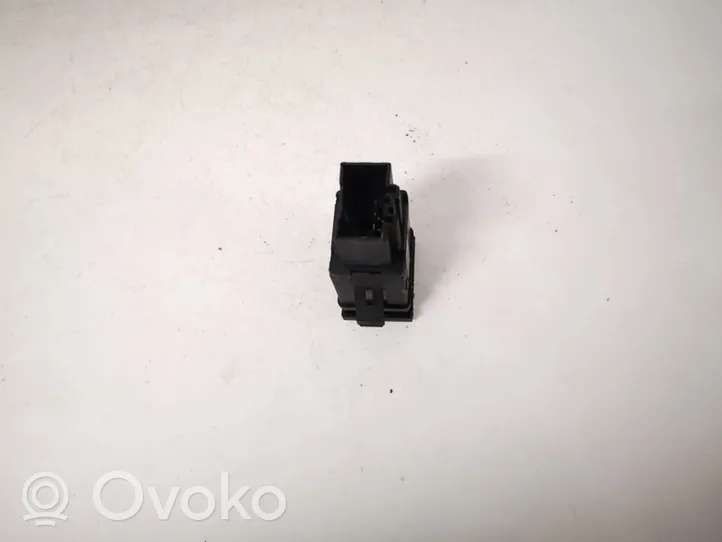 Volkswagen Polo Windscreen/window heater switch 6q0959621