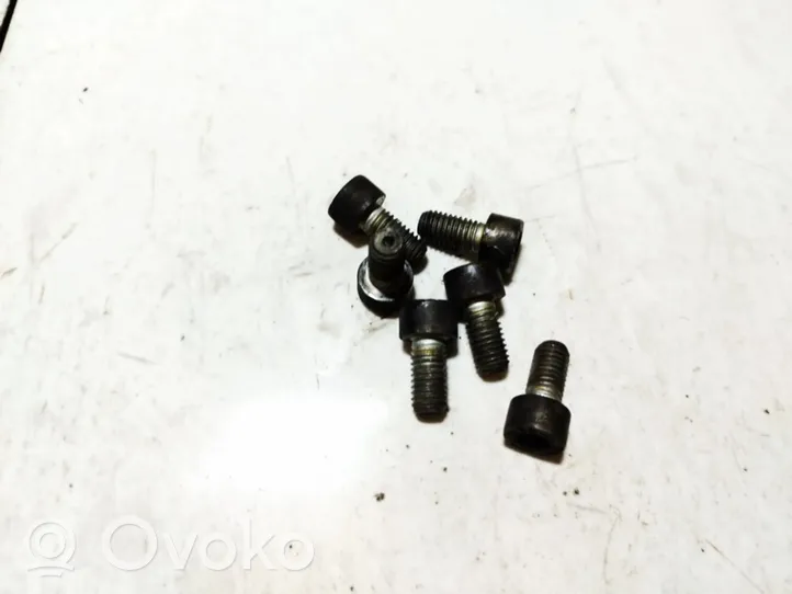 BMW 3 E46 Nuts/bolts 