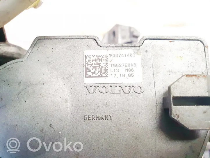 Volvo V50 Ohjauspyörän akseli p30741403