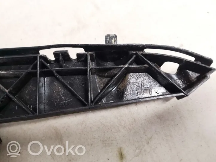 Toyota Corolla Verso E121 Support de pare-chocs arrière 