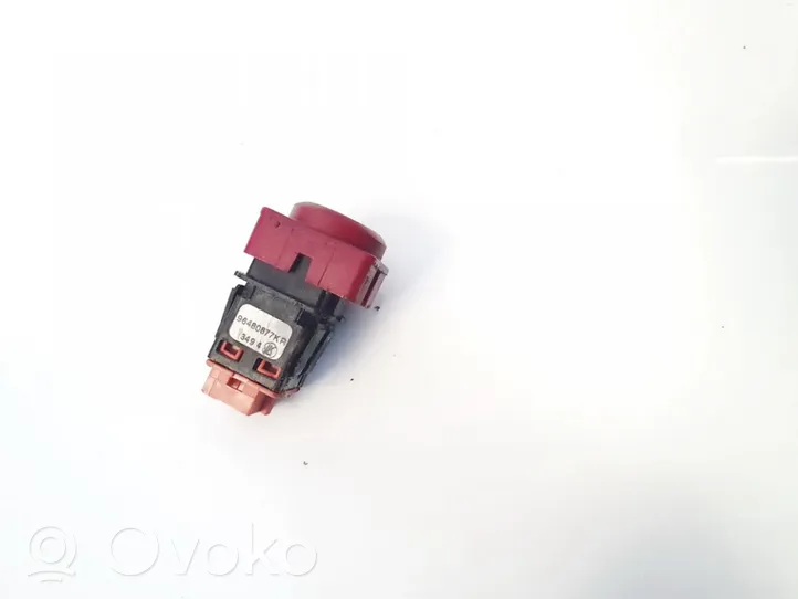 Citroen C4 I Botón interruptor de luz de peligro 96480877kr