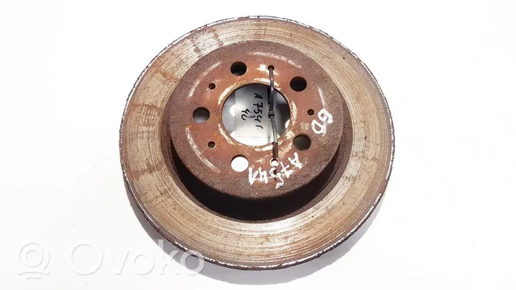 Volvo V70 Rear brake disc neventiliuojamas