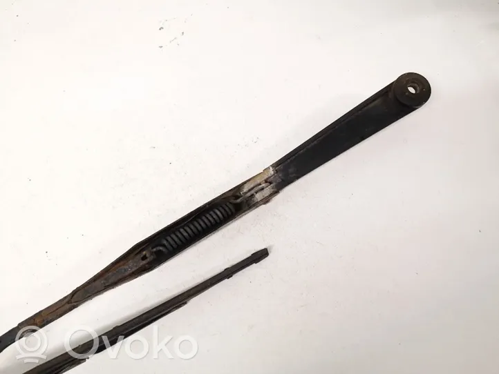 Alfa Romeo 156 Front wiper blade arm 