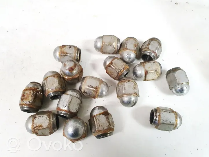 Daihatsu Terios Nuts/bolts 