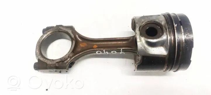 Toyota Avensis T250 Piston with connecting rod 86L78