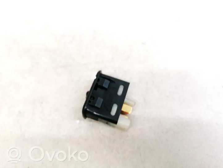 Daihatsu Terios Przycisk / Przełącznik ogrzewania szyby przedniej / czołowej 