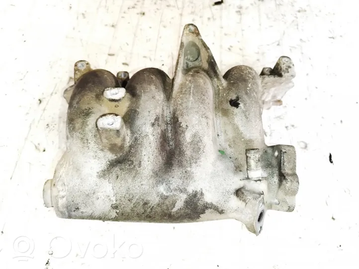 Audi 80 90 B3 Intake manifold 026133223c