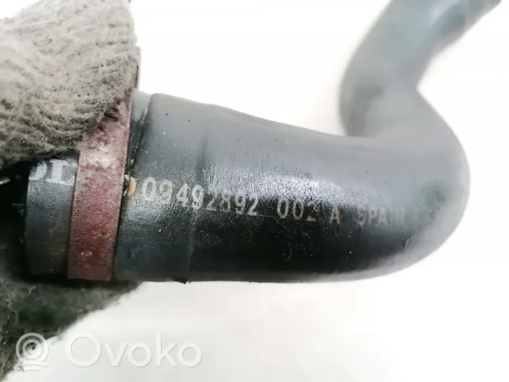 Volvo V70 Tuyau de liquide de refroidissement moteur 09492892