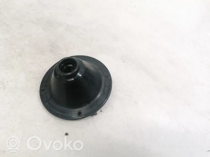 Opel Corsa E Boulon de roue de secours 90126755