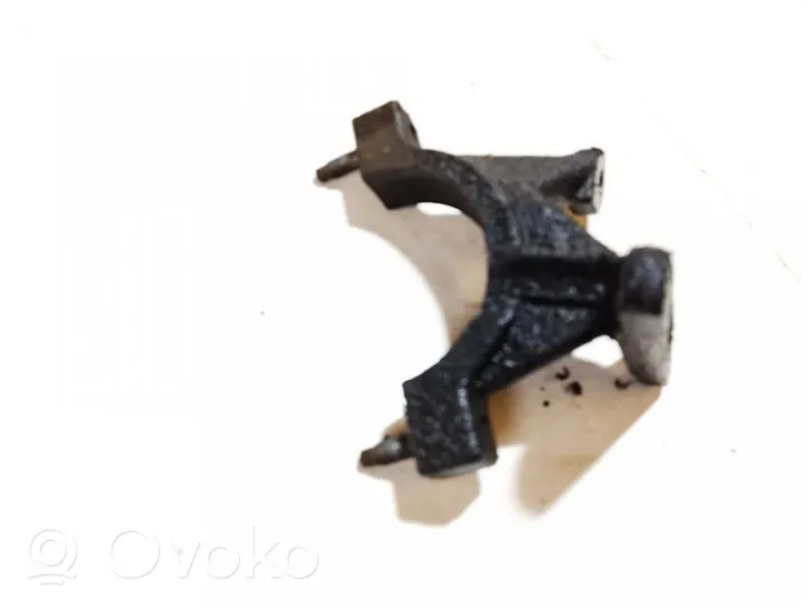 Volvo V50 Engine mounting bracket 4m513k305ea