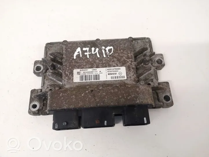 Renault Twingo II Engine control unit/module 8201076690