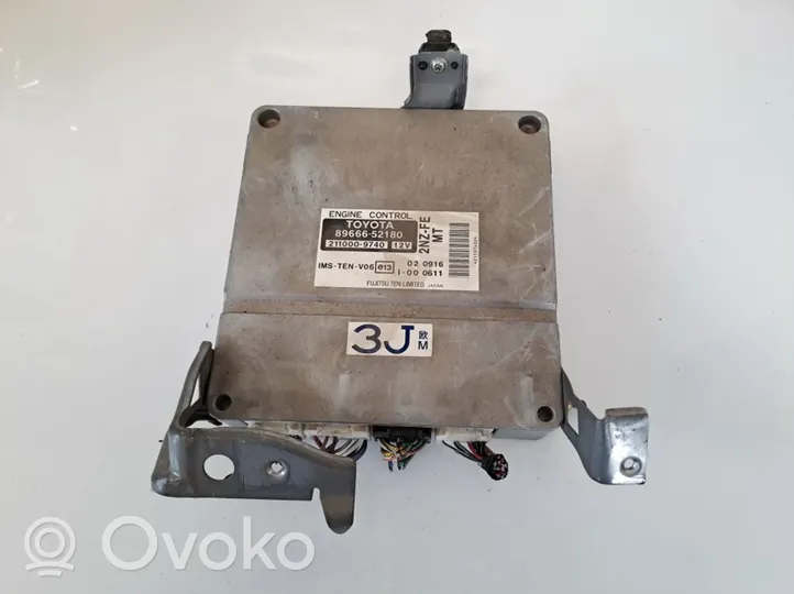 Toyota Yaris Verso Sterownik / Moduł ECU 8966652180