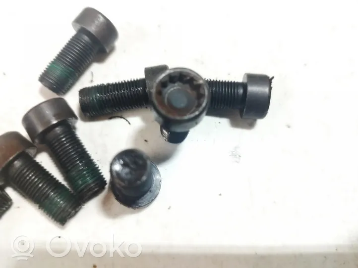 Audi A6 S6 C6 4F Nuts/bolts 