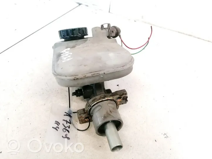 Citroen Xsara Główny cylinder hamulca 2103089922