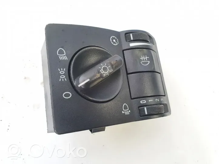 Opel Corsa C Light switch 9116612