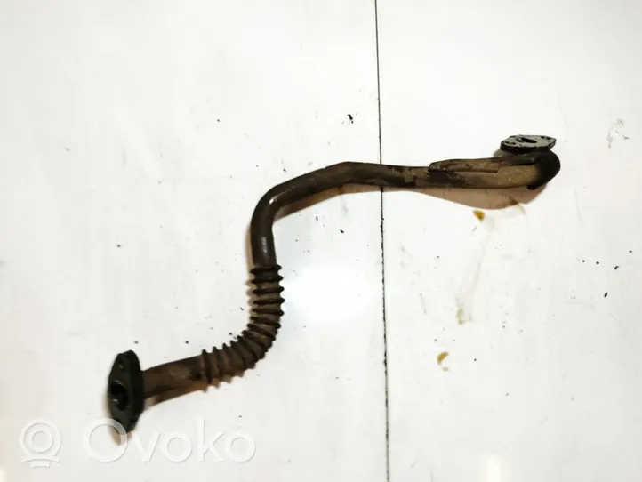 Toyota Avensis T250 Turbo turbocharger oiling pipe/hose 