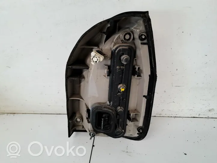 Opel Zafira A Galinis žibintas kėbule 62280