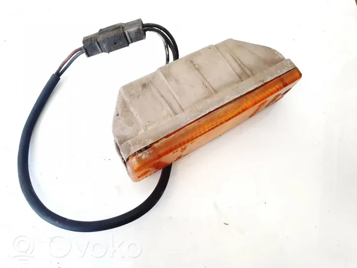 Volkswagen Jetta II Front indicator light 171953049f