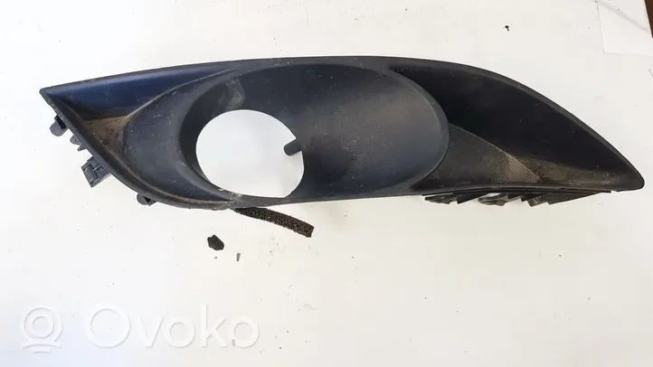 Toyota Auris 150 Etupuskurin alempi jäähdytinsäleikkö 8148102050