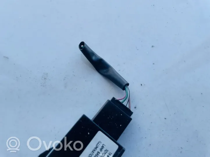 Toyota Corolla Verso AR10 Bouton interrupteur de commande d'essuie-glace de phare 8415002021
